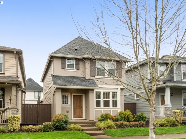 302 SW 203rd Ter, Beaverton, OR 97006