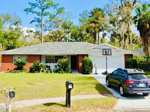 570 Honeysuckle Ct, Apopka, FL 32712