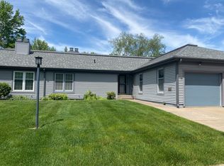 2813 Termini Dr, Muscatine, IA 52761