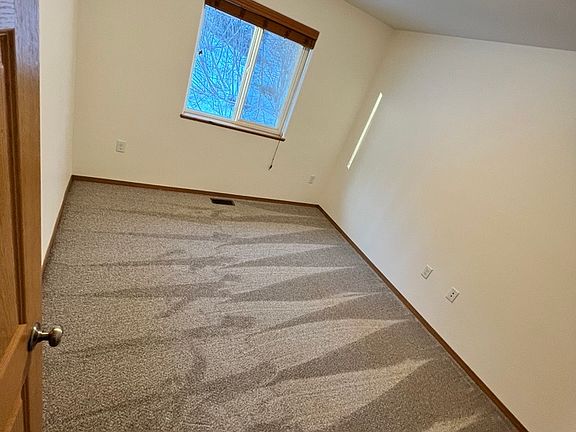3rd image of 1330 N Hickory St #2