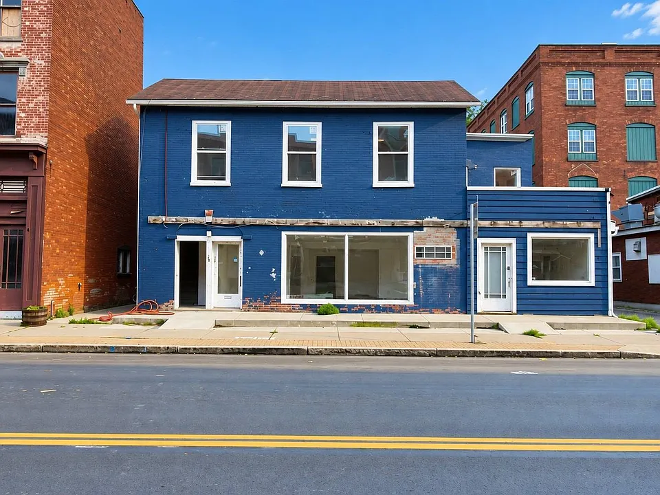 51 Main St #1