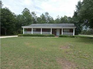 655 Magnolia Lake Dr, Defuniak Springs, FL 32433