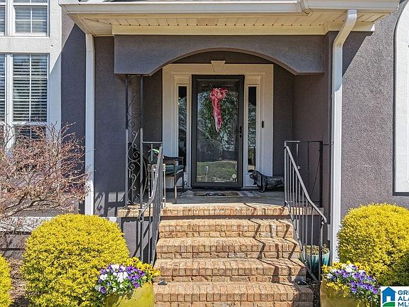 2nd image of 5001 Jacobs Way