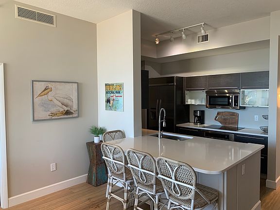 5th image of 550 Okeechobee Blvd Unit Lph 17