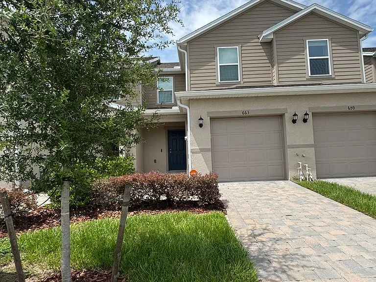 663 Meadows Edge Pl #663 — Photo 1