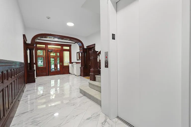 Fenway Flats — Photo 15