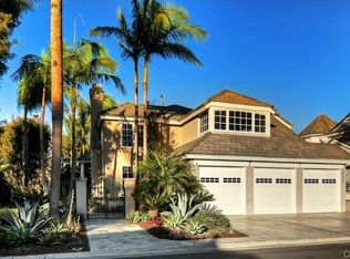 19342 Woodlands Dr, Huntington Beach, CA 92648