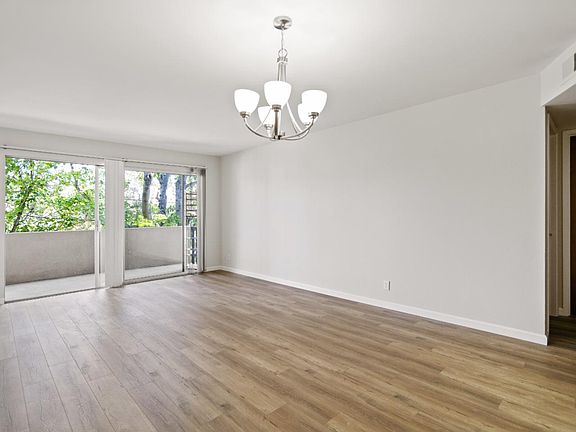 3rd image of 1501 Chapin Ave