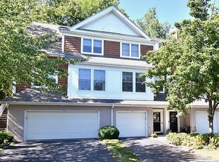 11 Glen Hill Ln, Tarrytown, NY 10591