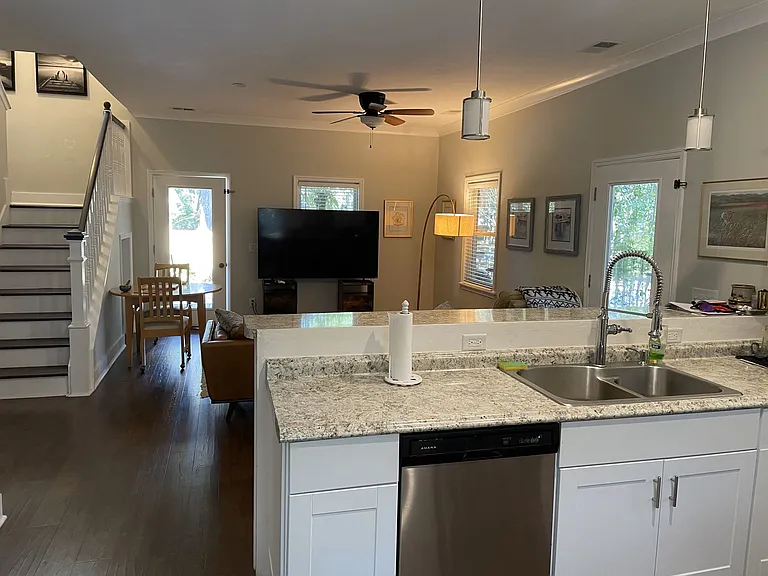 7 Garfields Way — Photo 22