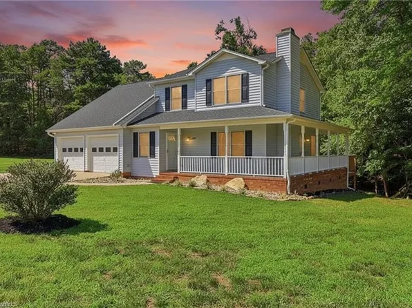 4931 Sebania Ct, Walnut Cove, NC 27052