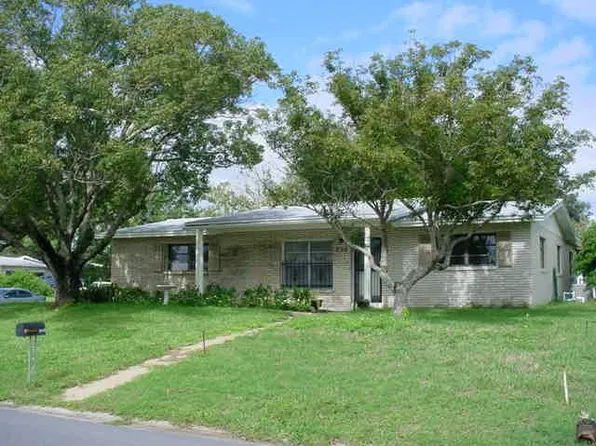 800 Glade Rd, Titusville, FL 32780