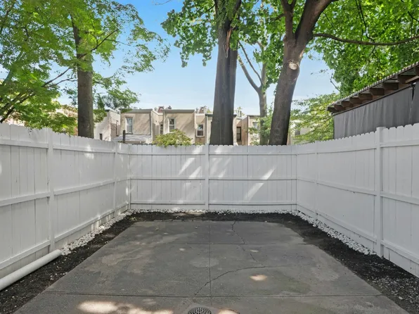 52 Brinkerhoff Street image 15 of 39