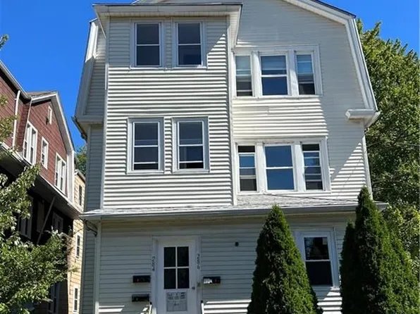 284 Hillside Ave, Hartford, CT 06106