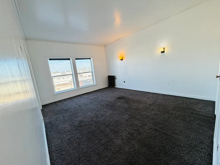 Eden Square Apartments — Photo 58