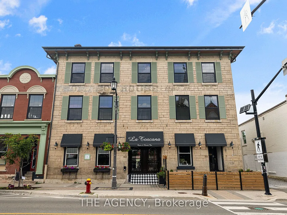 163 Main St E #304
