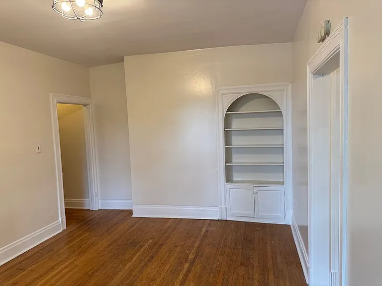 5542 Fair Oaks Street — Photo 6