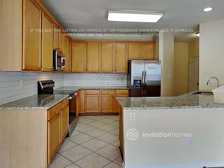 5720 Enoree Ln — Photo 9