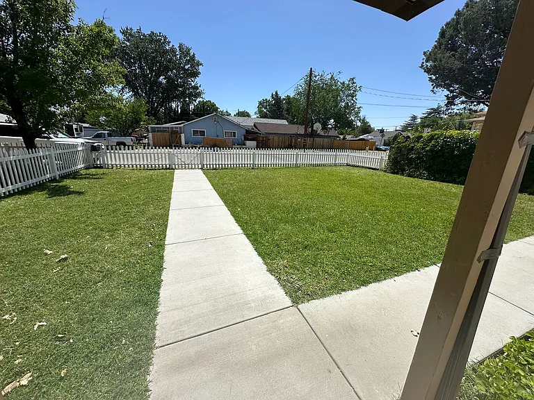 637 Schley St — Photo 20