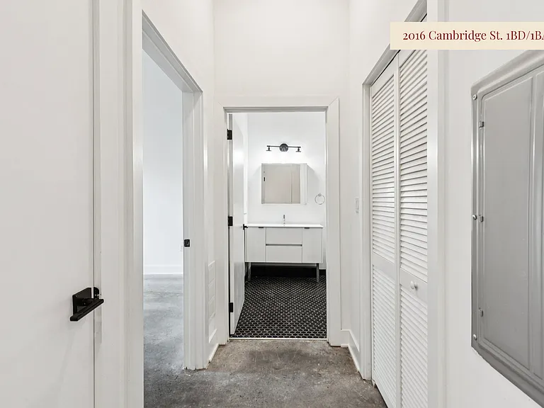The Corinthian — Photo 68