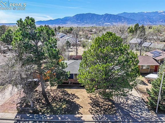 2nd image of 4875 Gatewood Dr