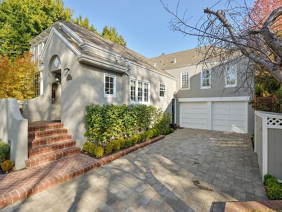 3rd image of 523 Francisco Dr