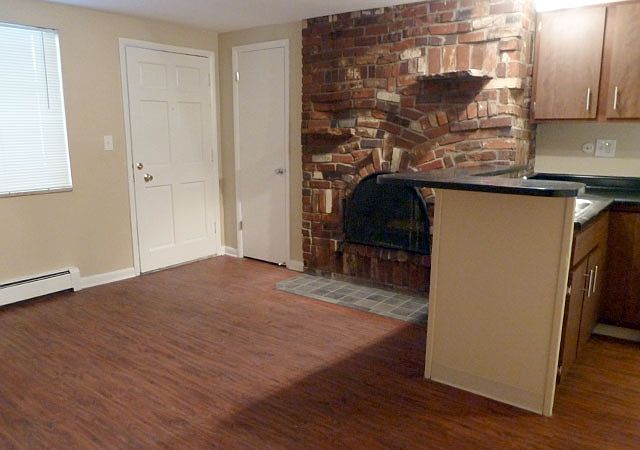 1st image of 10 S Sherman St APT 208