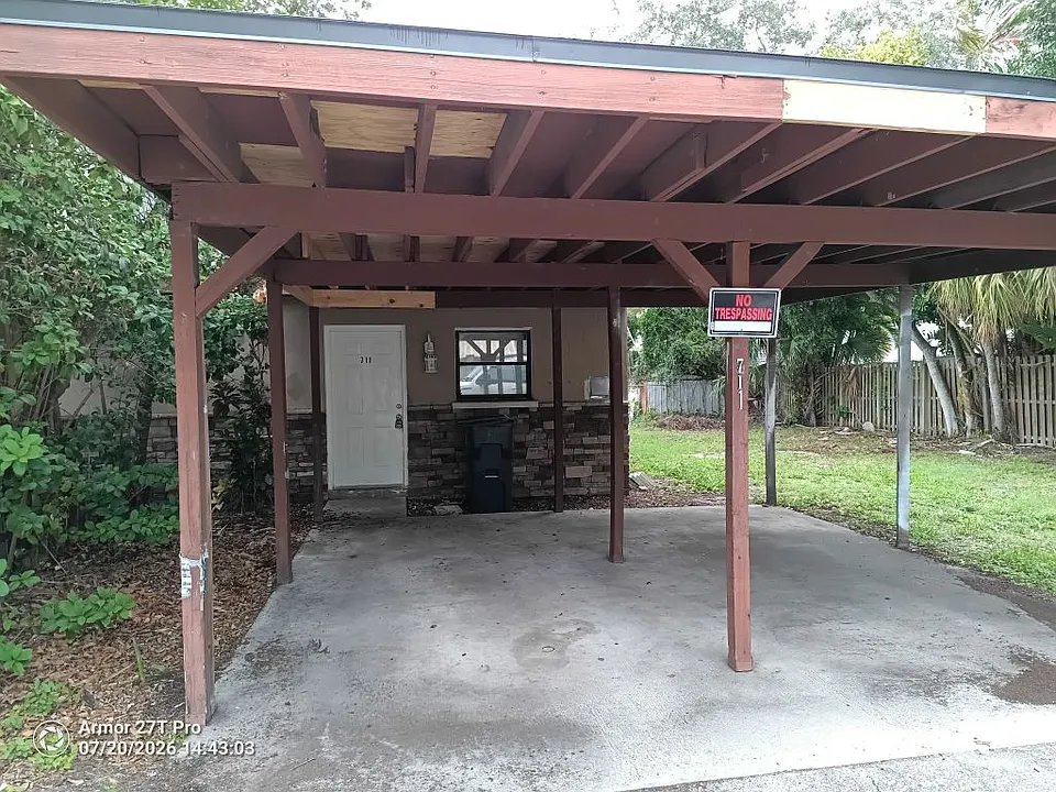 711 66th Ave W #711