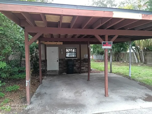711 66th Ave W #711, Bradenton, FL 34207