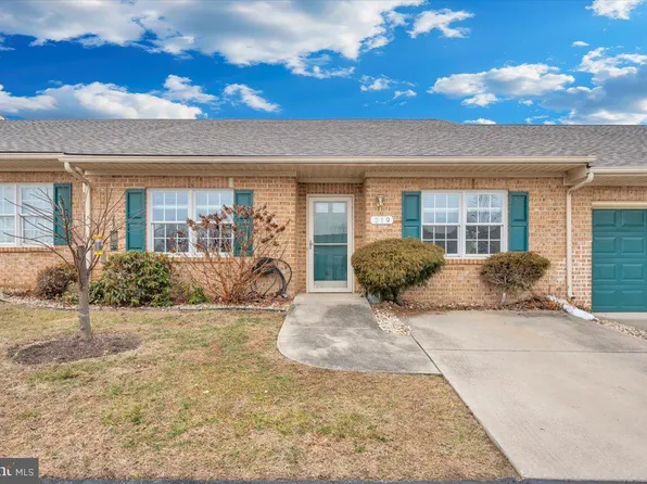 319 Sunbrook Ln #98, Hagerstown, MD 21742