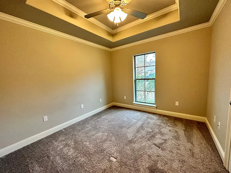 1100 Bear Creek Dr — Photo 6