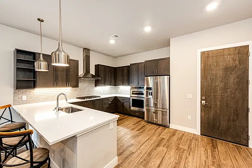 Beautiful Encore Condo in Downtown Castle Rock! - 20 Wilcox Street, Unit 717 for Lease. at Encore... — Photo 4