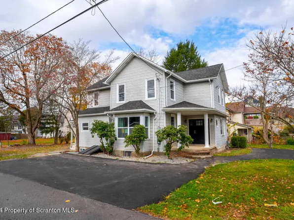 315 Walnut St, Peckville, PA 18452