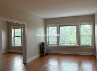 834 Reba Pl APT 2N, Evanston, IL 60202