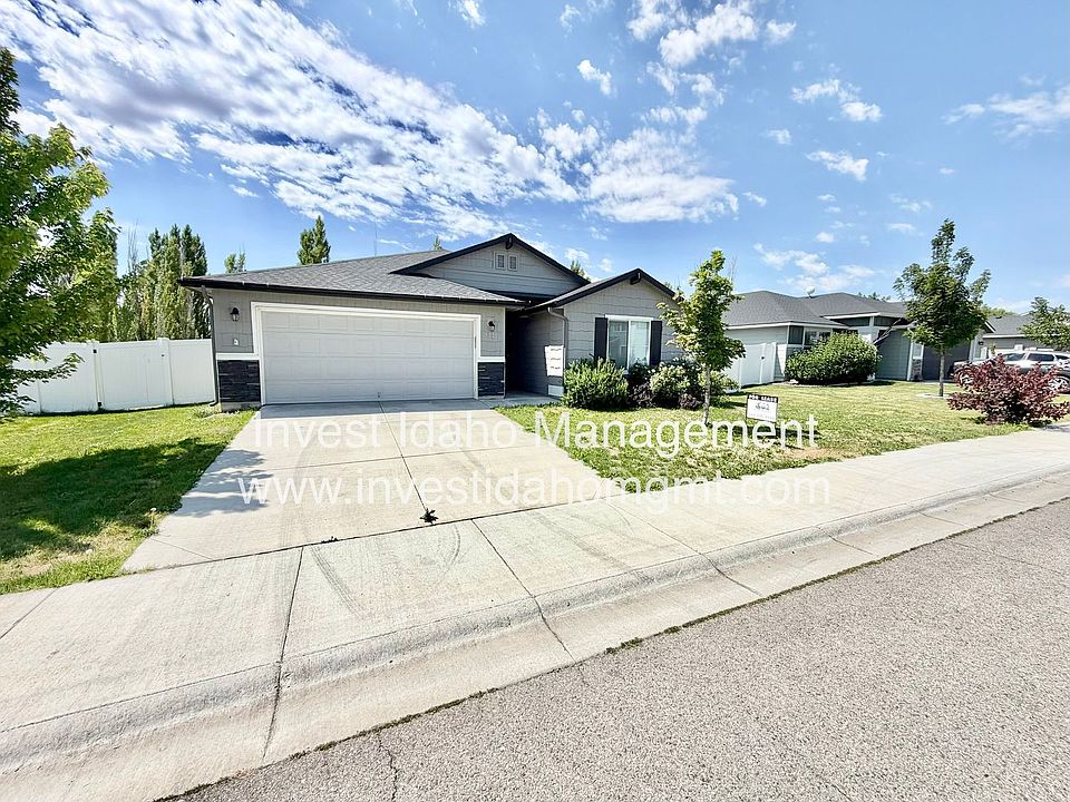 1st image of 1441 W Sahara Dr