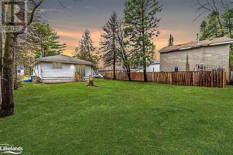 Wasaga Beach House for rent - 3 Bedrooms — photo 14