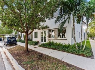 6680 NW 102nd Path, Doral, FL 33178