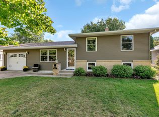 807 Washburne Ave, Paynesville, MN 56362
