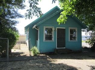 1868 Kintyre St, Eugene, OR 97402
