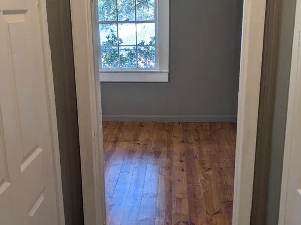 159 Baugh St, Commerce, GA 30529