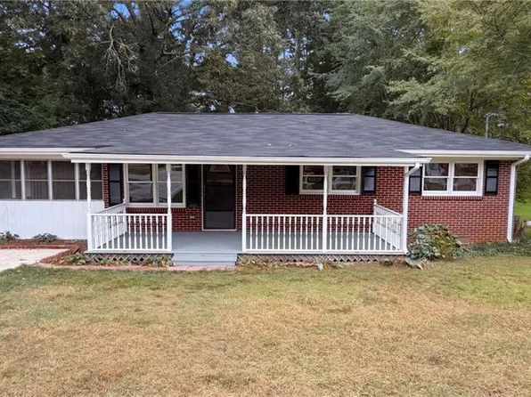 8181 Highland Dr SW, Covington, GA 30014