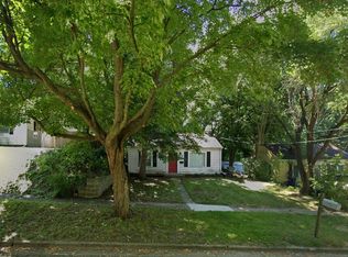 1520 Beacon St, Kalamazoo, MI 49048