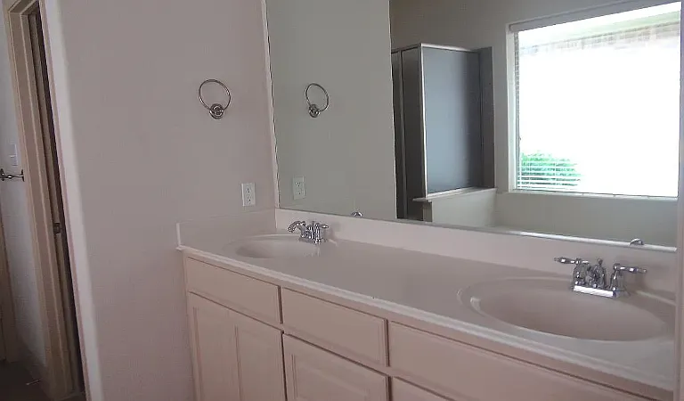 6783 San Fernando — Photo 10