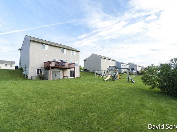 5th image of 8960 Alanada Dr SE