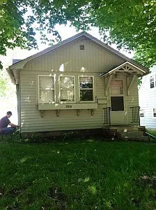 1816 Walnut St Photo 1
