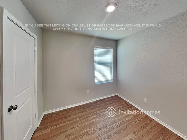 5445 Verdugos Palace — Photo 13