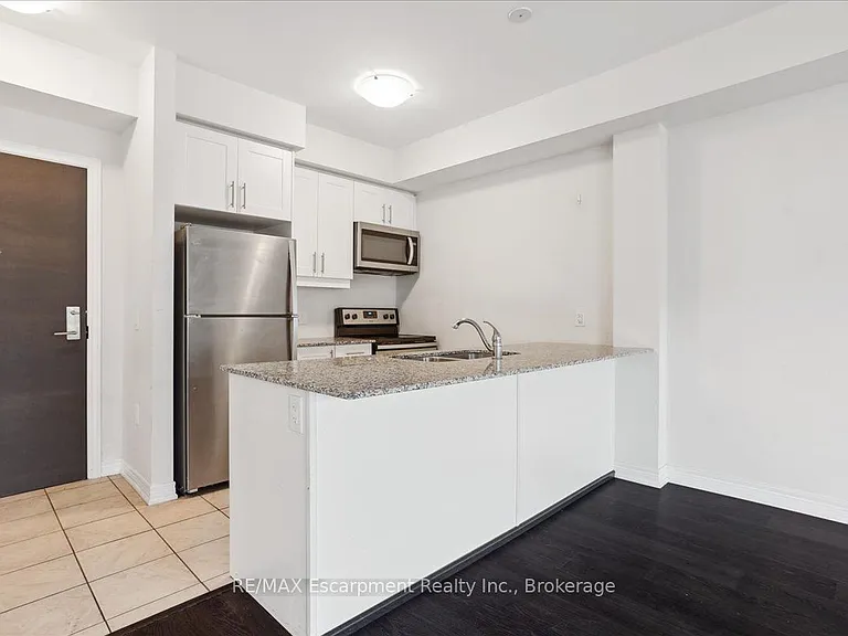 2370 Khalsa Gate #211 — Photo 10