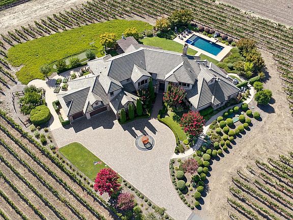4th image of 55 Hunter Ranch Road