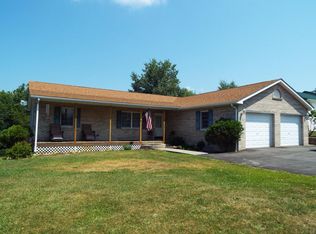 169 Pleasant St, Peterstown, WV 24963