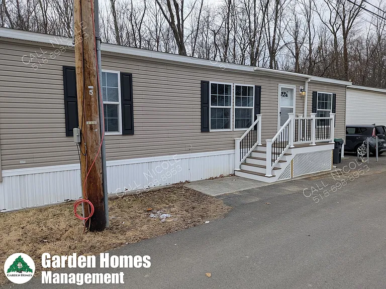 1942 Central Ave #15 — Photo 17
